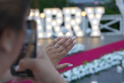 Boğazın En Güzel Manzarasında Köprü Işıkları Altında Evlilik Teklifi