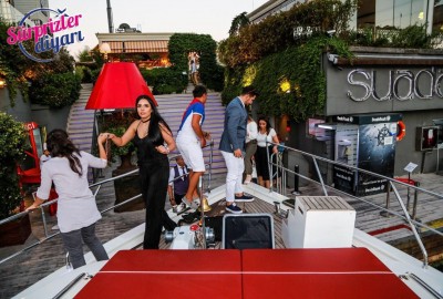 Dinner in Çırağan Palace and Yacht Laser Light Marriage Proposal / Eco Package