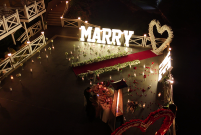 Boğazın En Güzel Manzarasında Köprü Işıkları Altında Evlilik Teklifi