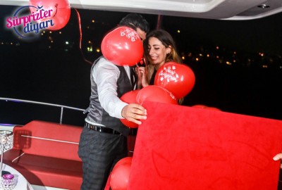 Dinner in Çırağan Palace and Yacht Laser Light Marriage Proposal / Eco Package