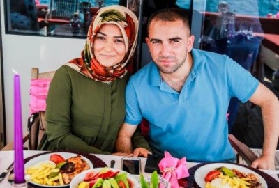 Romantik Yat Turu ile Evlilik Teklifi / 2 Saat Yemekli Vip Paket