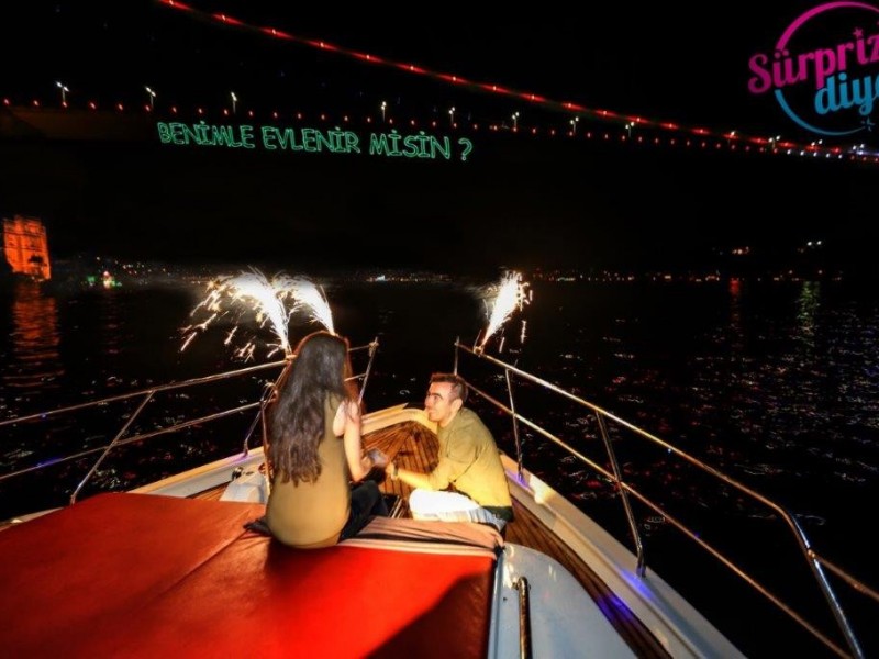 Boğazda Evlilik Teklifi