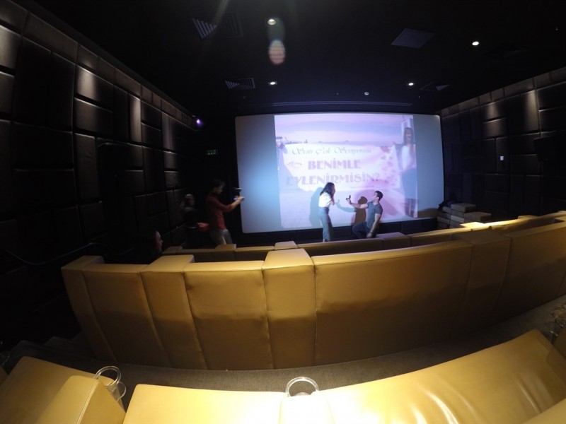 Sinemada Evlilik Teklifi Etmek En Çok Size Yakışır!