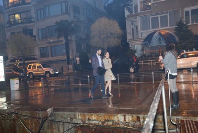 Soğuk ve Yağışlı Havalarda Yatta Lazerle Evlilik Teklifi Organizasyonları Yapılabilir mi?