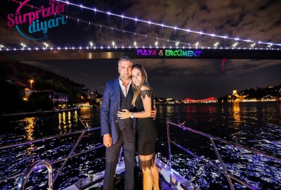 Renkli lazerle yatta evlilik teklifi organizasyonlarında profesyonel çekim gerekli mi ?