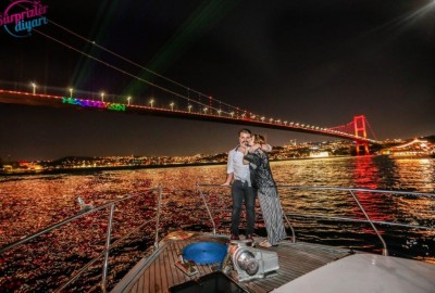 Çırağan'da Yemek ve Yat Lazerle Evlilik Teklifi / Vip Paket