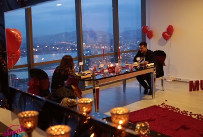 İzmir'de Romantik Evlilik Teklifi
