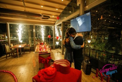 Kuğulu Park'ta Romantik Evlilik Teklifi