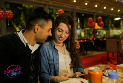 Kuğulu Park'ta Romantik Evlilik Teklifi