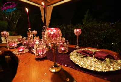 Saklı Bahçe Çardakta Evlilik Teklifi 