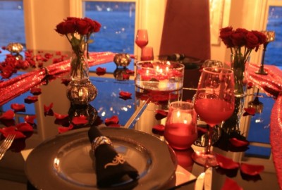 Beylerbeyinde Tarihi Boğaz Yalısında Evlenme Teklifi