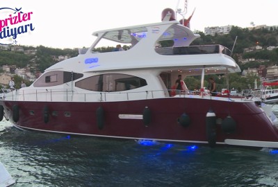 Yatta Lazer Gösterisi ile Evlenme Teklifi / 1 Saat Kokteyl Servis Eko Paket