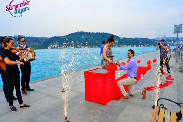 Orkestra Takipte ile Evlilik Teklifi Paketi