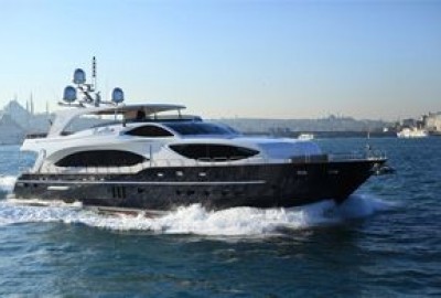 Mega Yatta Lazerle Evlilik Teklifi ve Profesyonel Havai Fişek Gösterisi Özel Paket