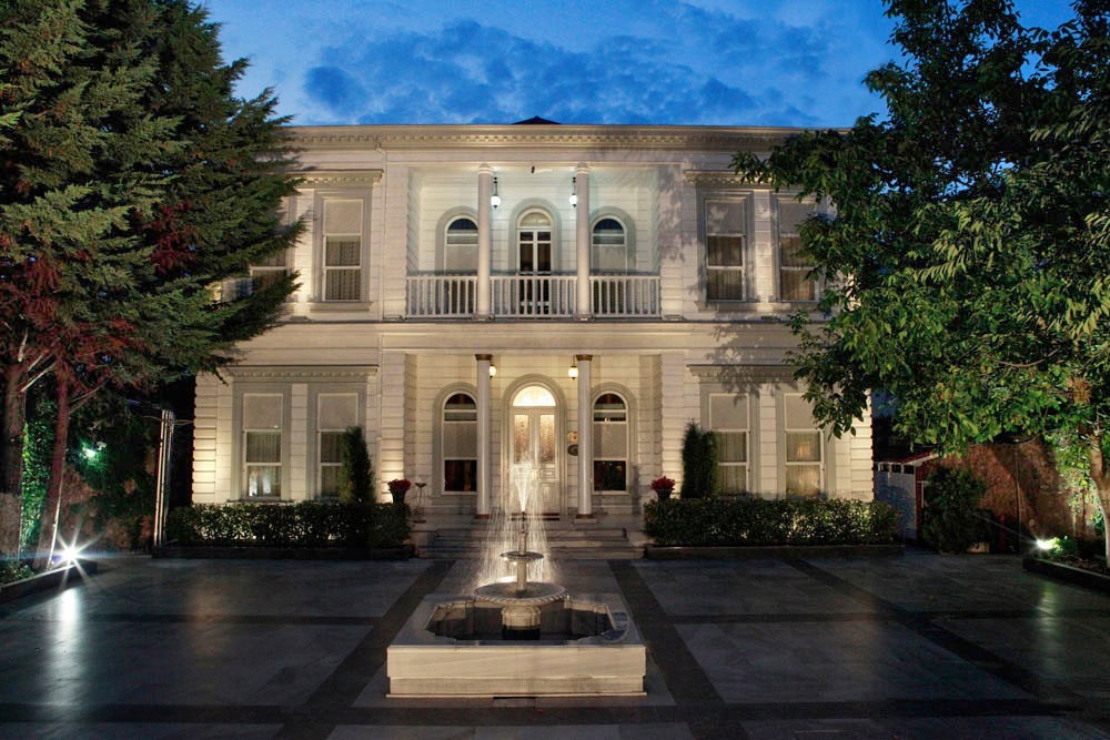 Marriage Proposal at Bosphorus Palace Hotel