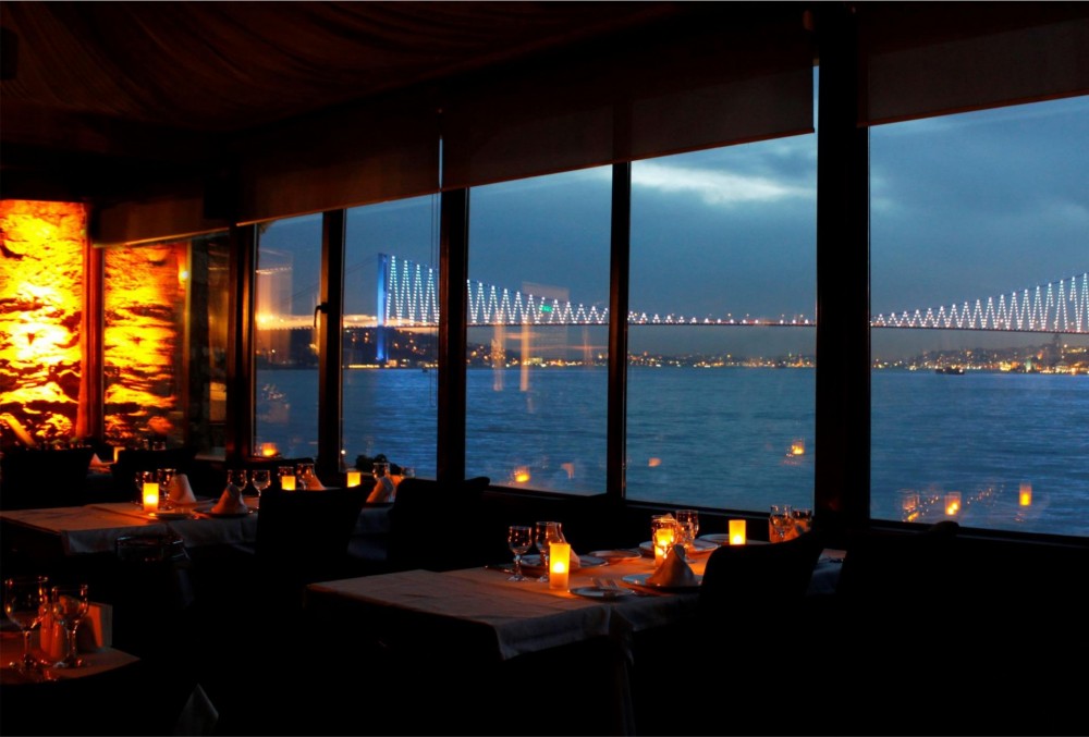 Beylerbeyi Marriage Proposal Package  / VIP Package