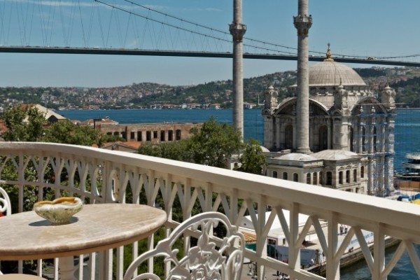 The House Otel'de Evlenme Teklifi / Ortaköy